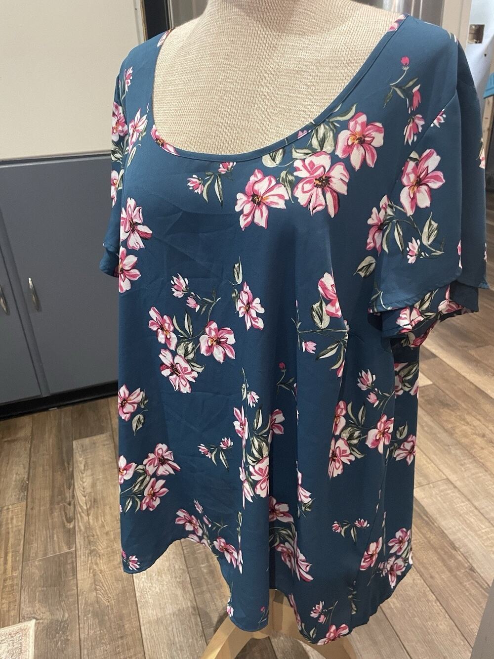 Torrid Teal Blue Pink Floral Ruffle Sleeve Flowy Top Blouse 2 Cottagecore Boho